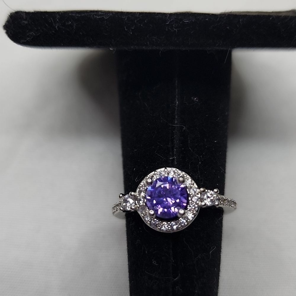 LAB CREATED ALEXANDRITE RING - Picture 10 of 10